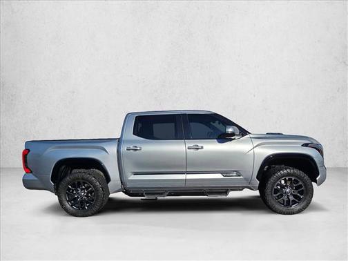 2022 Toyota Tundra Hybrid Platinum