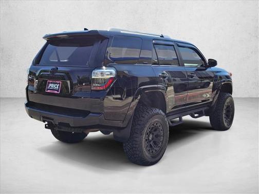 Midnight Black Metallic 2018 Toyota 4Runner SR5