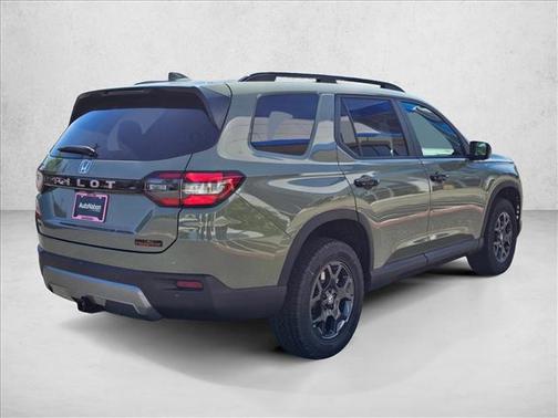 Ash Green Metallic 2026 Honda Pilot TrailSport