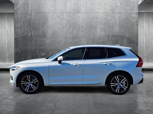2018 Volvo XC60 T5 Momentum