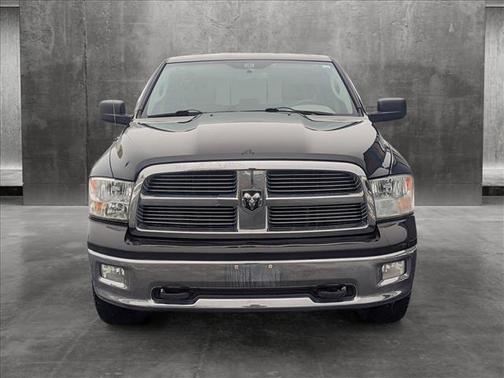 Photo 2 of 26 of 2012 RAM 1500 SLT