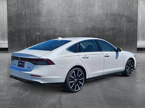 2025 Honda Accord Hybrid Touring