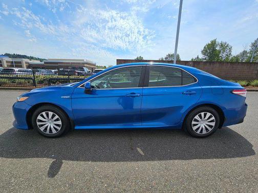 Blue Streak Metallic 2020 Toyota Camry LE