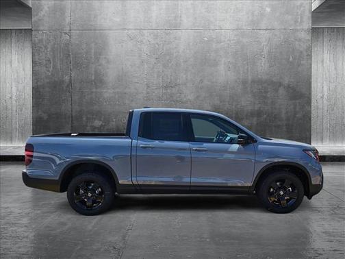 2025 Honda Ridgeline Black