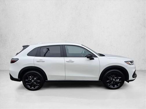 2024 Honda HR-V 2WD Sport