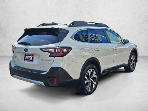 Crystal White Pearl 2022 Subaru Outback Limited
