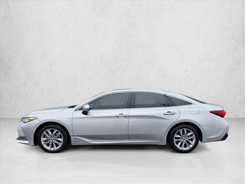 Celestial Silver Metallic 2022 Toyota Avalon Hybrid XLE