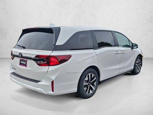 Platinum White Pearl 2026 Honda Odyssey EX-L