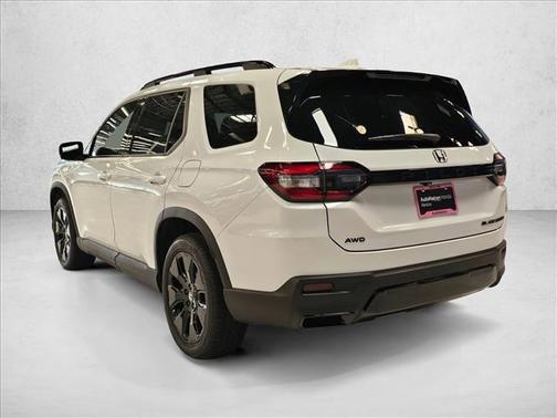 Platinum White Pearl 2026 Honda Pilot Black Edition