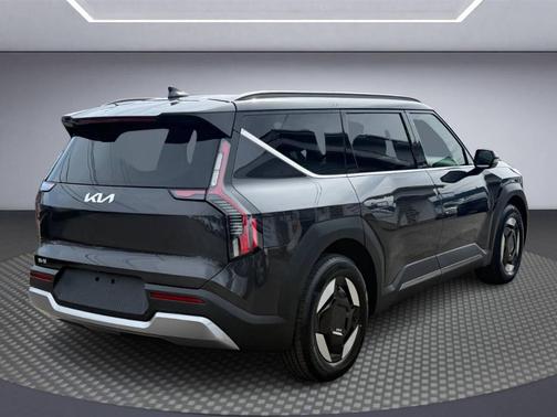 2024 Kia EV9 Wind