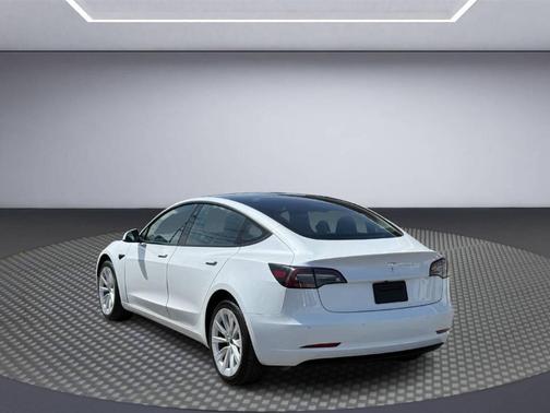 White 2021 Tesla Model 3 Standard Range Plus