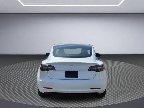 White 2021 Tesla Model 3 Standard Range Plus