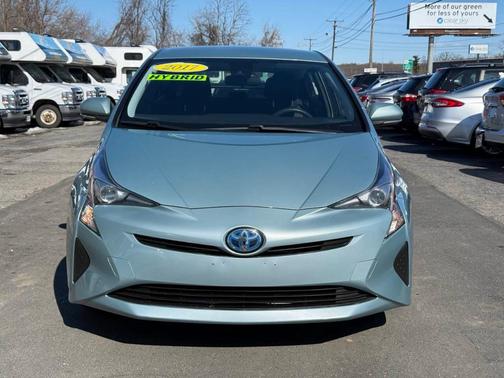 2017 Toyota Prius Two