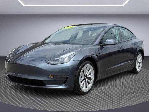 2022 Tesla Model 3 Long Range