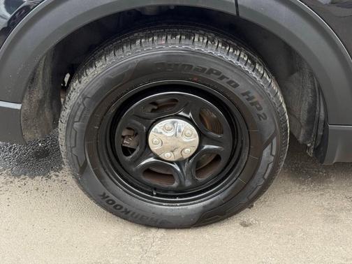 2022 Ford Utility Police Interceptor Base