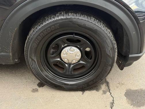 2022 Ford Utility Police Interceptor Base