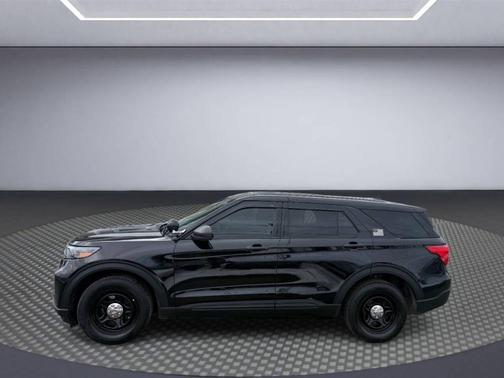 2022 Ford Utility Police Interceptor Base