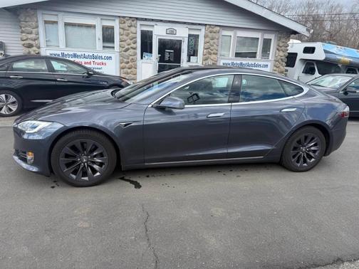 2021 Tesla Model S Long Range