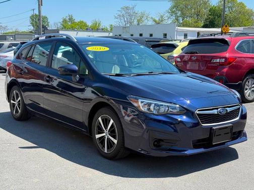 2019 Subaru Impreza 2.0i Premium