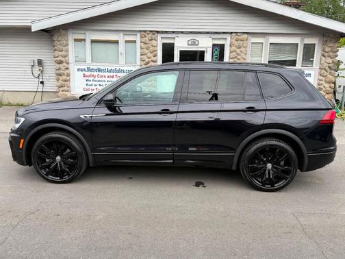 2020 Volkswagen Tiguan 2.0T SE R-Line Black