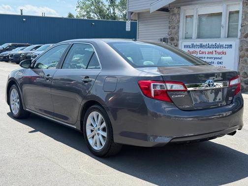 2014 Toyota Camry Hybrid XLE