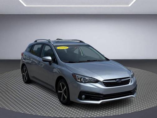 Ice Silver Metallic 2020 Subaru Impreza Premium