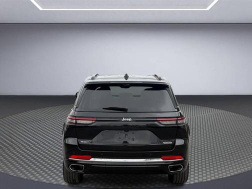 2023 Jeep Grand Cherokee 4xe Overland