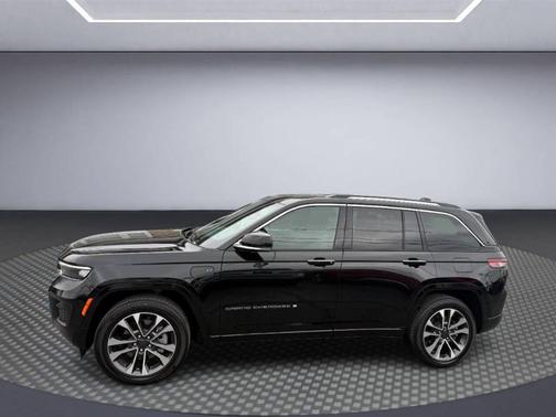 2023 Jeep Grand Cherokee 4xe Overland