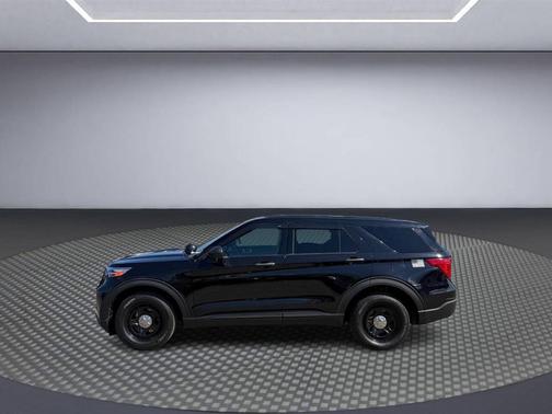 Agate Black 2022 Ford Utility Police Interceptor Base