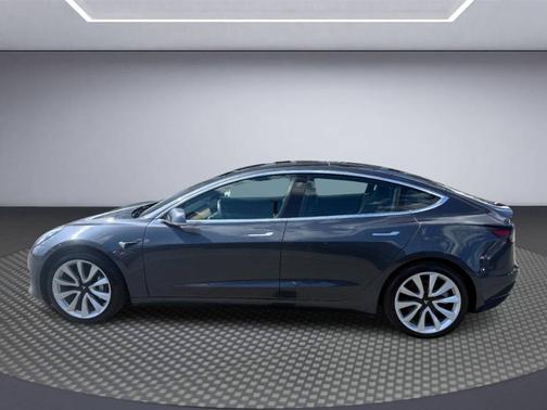 2020 Tesla Model 3 Long Range