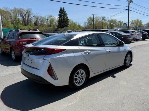 2017 Toyota Prius Prime Plus