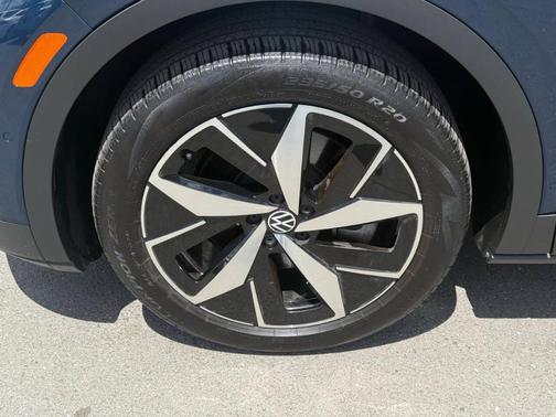 Tourmaline Blue Metallic 2023 Volkswagen ID.4 Pro S