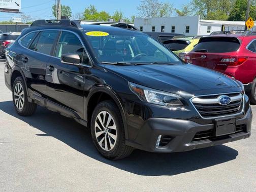 2022 Subaru Outback Base (CVT)