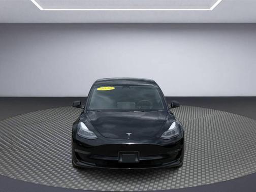 Black 2022 Tesla Model 3 Long Range