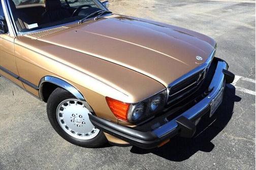 1986 Mercedes-Benz SL-Class 560SL