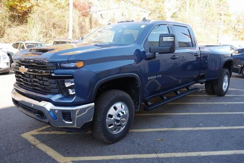 2026 Chevrolet Silverado 3500 WT