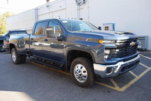 2026 Chevrolet Silverado 3500 WT