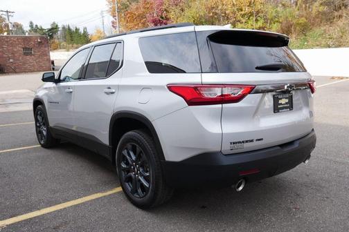 2021 Chevrolet Traverse RS