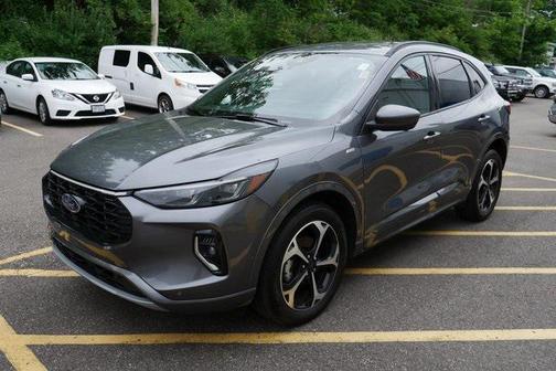2023 Ford Escape ST-Line Elite
