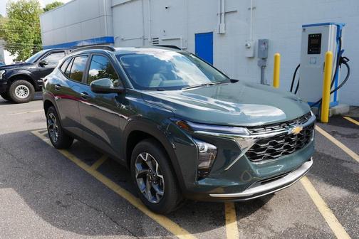 2025 Chevrolet Trax LT