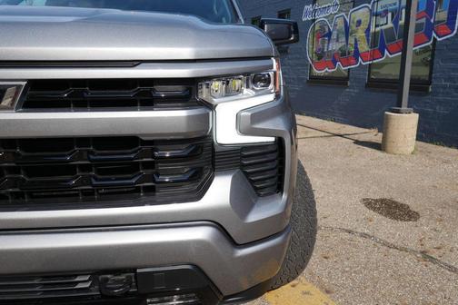 Sterling Gray Metallic 2023 Chevrolet Silverado 1500 RST