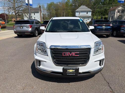 Summit White 2017 GMC Terrain SLE-2