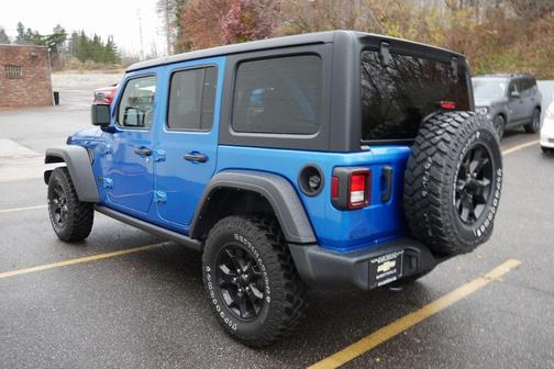 2022 Jeep Wrangler Willys