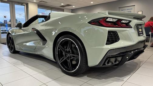 2024 Chevrolet Corvette Stingray w/2LT