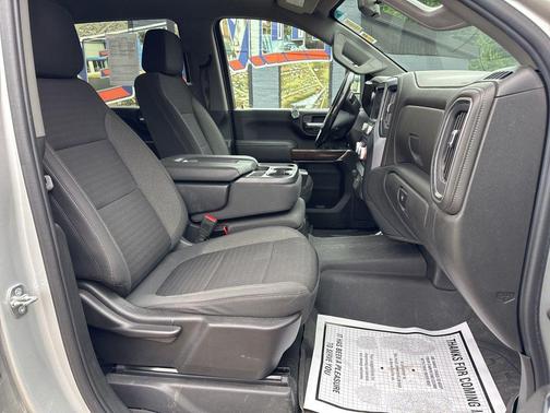 Quicksilver Metallic 2022 GMC Sierra 2500 SLE