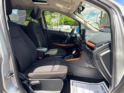 Moondust Silver Metallic 2021 Ford EcoSport SE