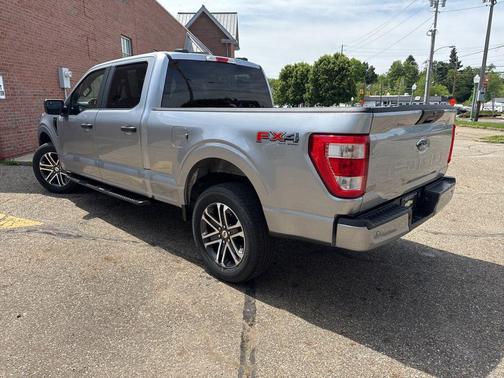 Iconic Silver Metallic 2023 Ford F-150 XL