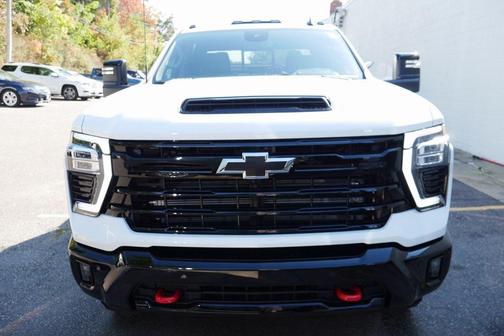 2025 Chevrolet Silverado 3500 LT