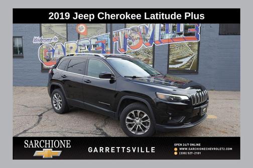 Diamond Black Crystal Pearlcoat 2019 Jeep Cherokee Latitude Plus
