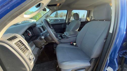 Blue Streak Pearlcoat 2017 RAM 1500 Express